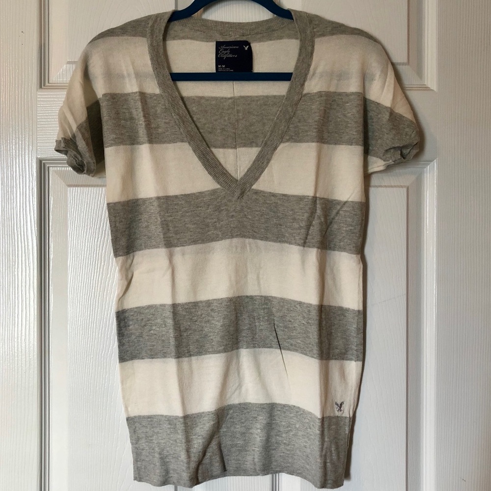 American Eagle Outfitters Short Sleeve Sweater Tee